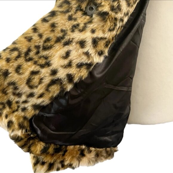 NWT A New Day Women's Faux Fur Leopard Print Zip Jacket Small - Picture 7 of 7